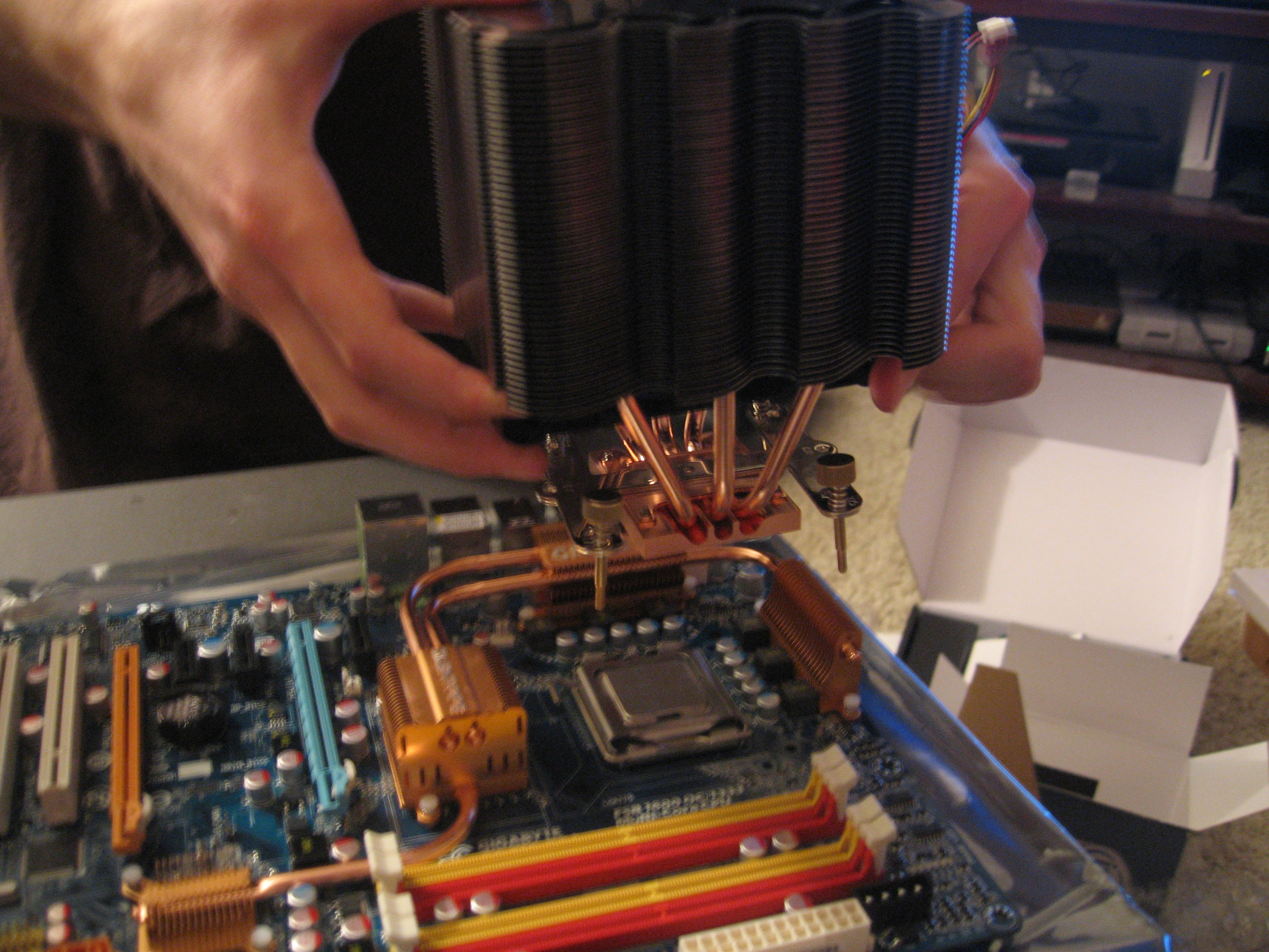 Heatsink = big